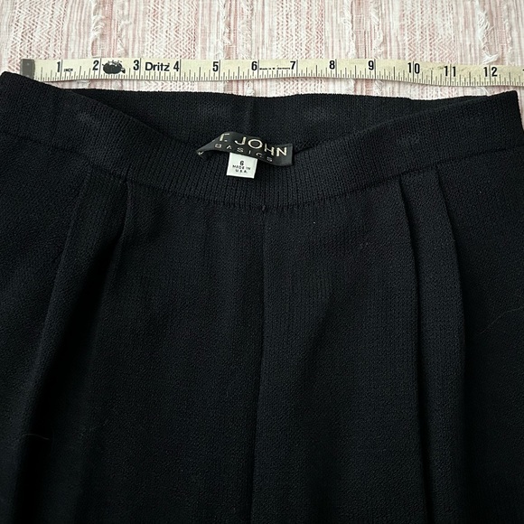 St. John Collection by Marie Gray Black Knit Wide Leg - Picture 8 of 8